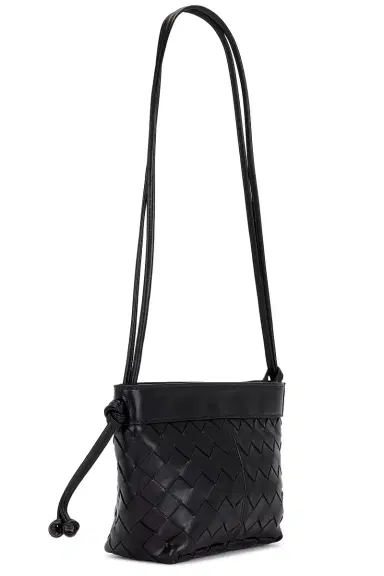 Bottega Veneta Flip Flap Pouch | Thumbnail 4 Bottega Veneta Flip Flap Pouch | Thumbnail 4