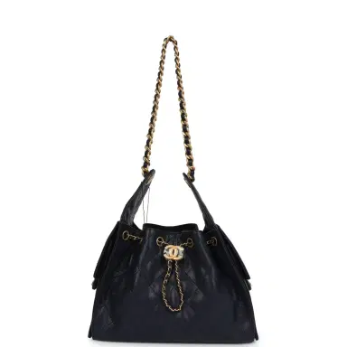 Chanel Chanel Small 25 Hobo Bag Dark Navy Caviar Antique Gold Hardware | Thumbnail 6 Chanel Chanel Small 25 Hobo Bag Dark Navy Caviar Antique Gold Hardware | Thumbnail 6