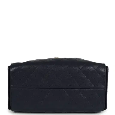 Chanel Chanel Small 25 Hobo Bag Dark Navy Caviar Antique Gold Hardware | Thumbnail 7 Chanel Chanel Small 25 Hobo Bag Dark Navy Caviar Antique Gold Hardware | Thumbnail 7