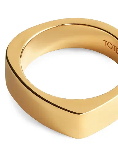 Toteme Women's 18kt Gold-Plated Signature Ring - Gold | Thumbnail 4 Toteme Women's 18kt Gold-Plated Signature Ring - Gold | Thumbnail 4