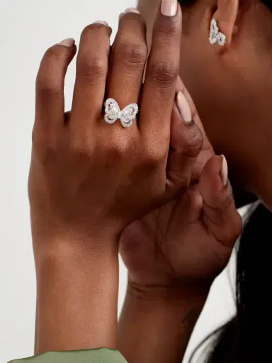 De Beers London Portraits Of Nature Butterfly 18-karat White Gold Diamond Ring | Thumbnail 2 De Beers London Portraits Of Nature Butterfly 18-karat White Gold Diamond Ring | Thumbnail 2