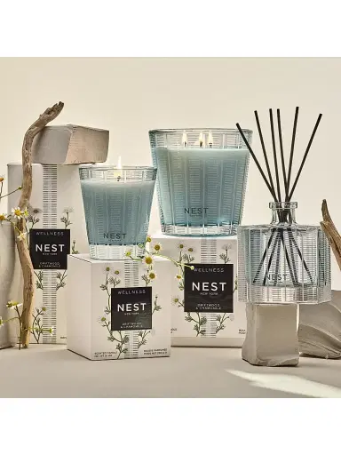 NEST New York Driftwood & Chamomile Scented Candle | Thumbnail 7 NEST New York Driftwood & Chamomile Scented Candle | Thumbnail 7