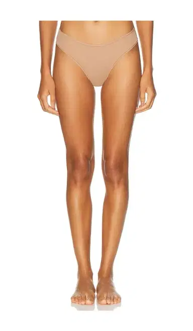 Skims Fits Everybody Thong 5 Pack | Thumbnail 2 Skims Fits Everybody Thong 5 Pack | Thumbnail 2