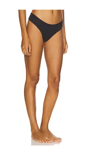 Skims Fits Everybody Thong | Thumbnail 2 Skims Fits Everybody Thong | Thumbnail 2