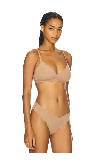 SKIMS Fits Everybody Crossover Bralette | Thumbnail 2 SKIMS Fits Everybody Crossover Bralette | Thumbnail 2