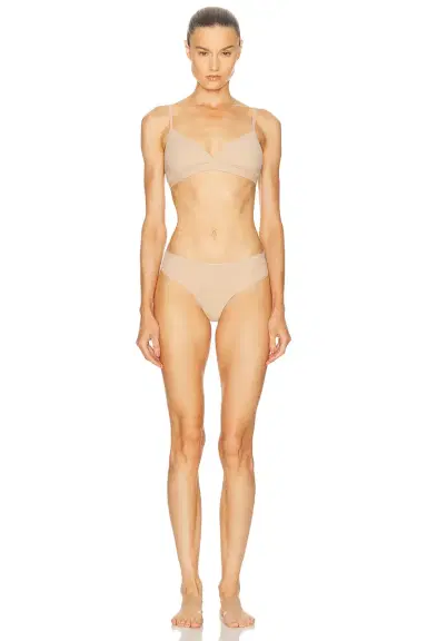 Skims Fits Everybody Thong | Thumbnail 4 Skims Fits Everybody Thong | Thumbnail 4