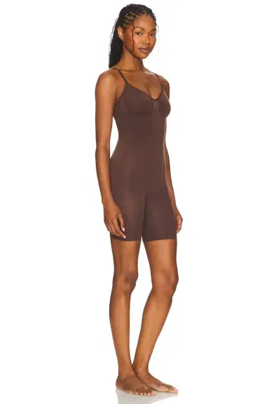 Skims Seamless Sculpt Mid Thigh Bodysuit | Thumbnail 2 Skims Seamless Sculpt Mid Thigh Bodysuit | Thumbnail 2