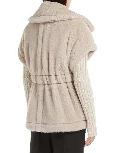 Max Mara Women's Cape in Alpaca and Wool Teddy Fabric - Beige - Size Medium | Thumbnail 3 Max Mara Women's Cape in Alpaca and Wool Teddy Fabric - Beige - Size Medium | Thumbnail 3