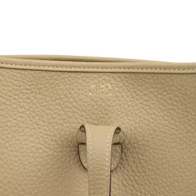 HERMÈS Hermes Evelyne III PM Trench Clemence Gold Hardware | Thumbnail 7 HERMÈS Hermes Evelyne III PM Trench Clemence Gold Hardware | Thumbnail 7