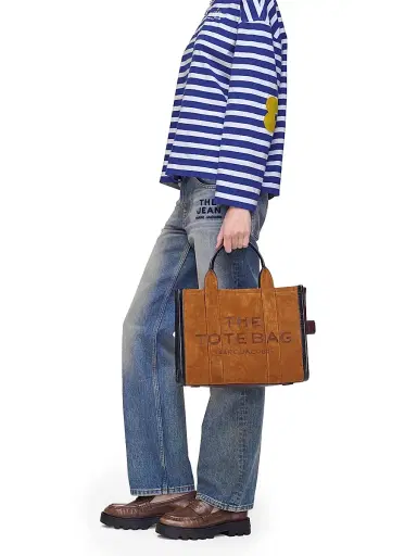 Marc Jacobs Women's The Medium Suede Tote Bag - Copper | Thumbnail 3 Marc Jacobs Women's The Medium Suede Tote Bag - Copper | Thumbnail 3