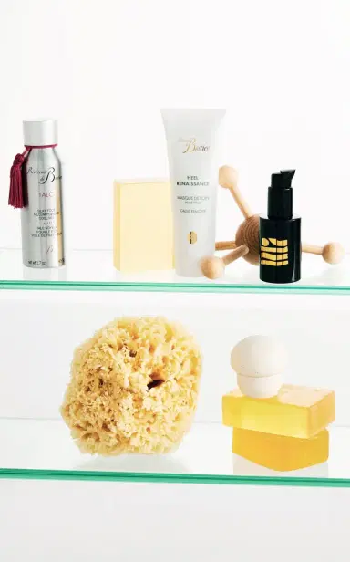 Révérence de Bastien Exclusive Le Talc Silky Foot Talcum Powder | Thumbnail 2 Révérence de Bastien Exclusive Le Talc Silky Foot Talcum Powder | Thumbnail 2
