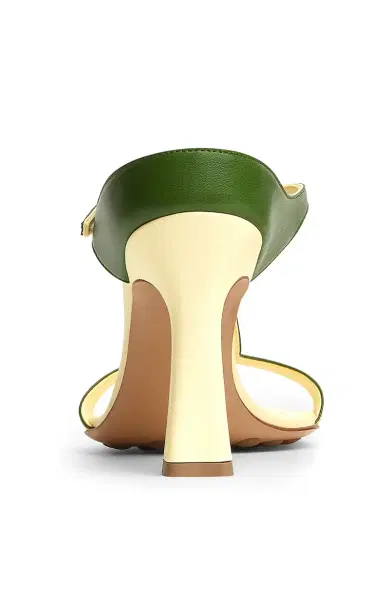 Bottega Veneta Frog-Embellished Leather Sandals | Thumbnail 5 Bottega Veneta Frog-Embellished Leather Sandals | Thumbnail 5