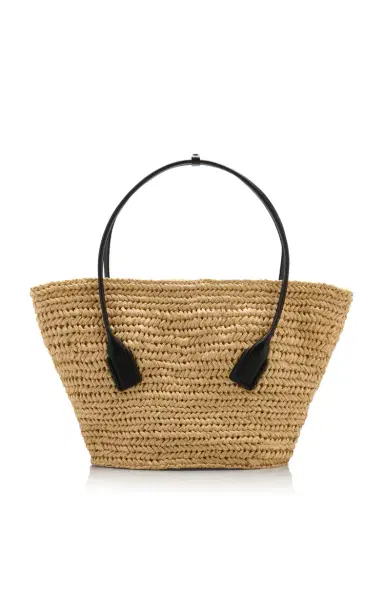 Bottega Veneta Medium Arco Crochet Raffia Tote Bag | Thumbnail 1 Bottega Veneta Medium Arco Crochet Raffia Tote Bag | Thumbnail 1