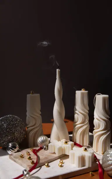 Eluwa Studio Ndeli Candle - White | Thumbnail 2 Eluwa Studio Ndeli Candle - White | Thumbnail 2