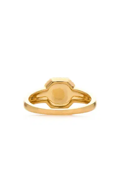 Yvonne Léon Black Onyx Baby Octogan Signet Ring | Thumbnail 5 Yvonne Léon Black Onyx Baby Octogan Signet Ring | Thumbnail 5