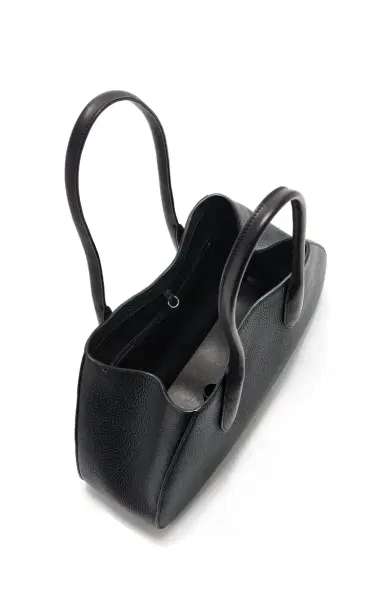 The Row Alger Leather Shoulder Bag | Thumbnail 5 The Row Alger Leather Shoulder Bag | Thumbnail 5