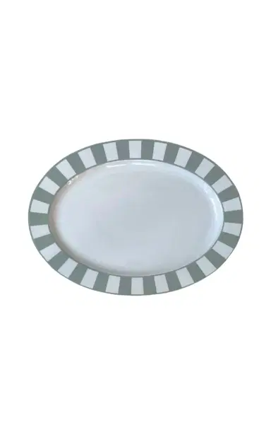 THE LINO Essential Stoneware Serving Plate - Green | Thumbnail 2 THE LINO Essential Stoneware Serving Plate - Green | Thumbnail 2