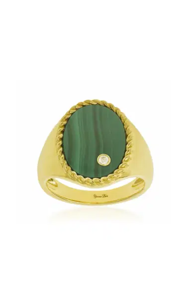 Yvonne Léon Oval Signet Ring Malachite Yellow Gold | Thumbnail 4 Yvonne Léon Oval Signet Ring Malachite Yellow Gold | Thumbnail 4