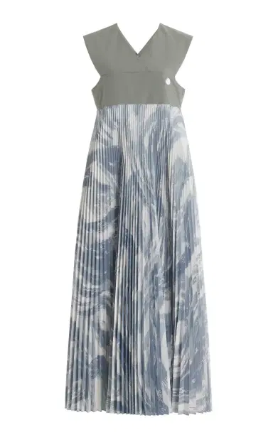 Moncler Genius 4 Moncler Hyke Plisse Maxi Dress | Thumbnail 6 Moncler Genius 4 Moncler Hyke Plisse Maxi Dress | Thumbnail 6