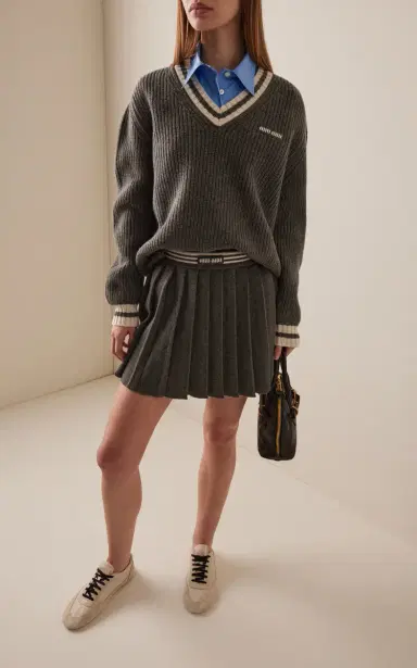 Miu Miu Oversized Cashmere Sweater | Thumbnail 3 Miu Miu Oversized Cashmere Sweater | Thumbnail 3