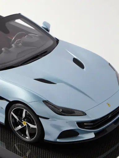 Amalgam Collection Ferrari Portofino M 1:12 Model Car - Men | Thumbnail 5 Amalgam Collection Ferrari Portofino M 1:12 Model Car - Men | Thumbnail 5