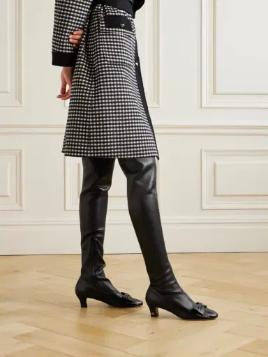 Valentino Garavani Bowow 45 Leather Over-the-knee Boots | Thumbnail 2 Valentino Garavani Bowow 45 Leather Over-the-knee Boots | Thumbnail 2