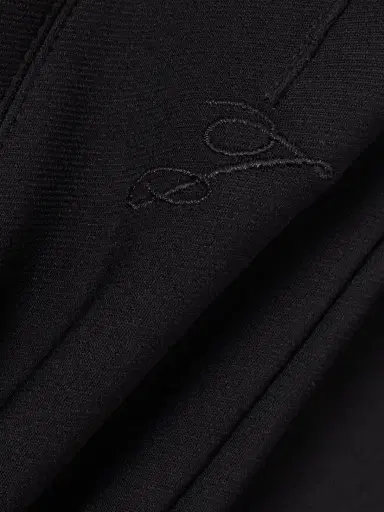 Jacquemus The Capri Stretch-crepe Shorts | Thumbnail 5 Jacquemus The Capri Stretch-crepe Shorts | Thumbnail 5