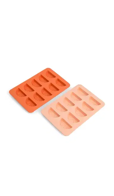 Here's How The Dotty Citrus Wedge Ice Tray | Thumbnail 2 Here's How The Dotty Citrus Wedge Ice Tray | Thumbnail 2