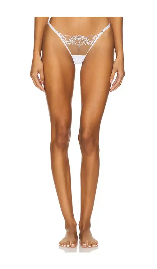 Marisa Thong Marisa Thong