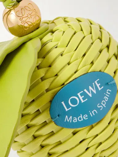 Loewe Granny Apple Leather And Gold-tone Bag Charm | Thumbnail 4 Loewe Granny Apple Leather And Gold-tone Bag Charm | Thumbnail 4