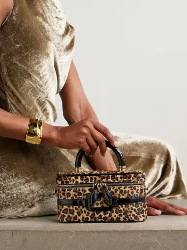 Roger Vivier Belle Vivier Patent Leather-trimmed Leopard-print Calf Hair Cosmetics Case | Thumbnail 2 Roger Vivier Belle Vivier Patent Leather-trimmed Leopard-print Calf Hair Cosmetics Case | Thumbnail 2