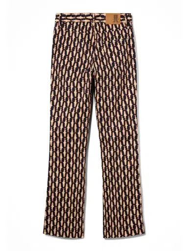 La DoubleJ Cropped Flare Jeans | Thumbnail 2 La DoubleJ Cropped Flare Jeans | Thumbnail 2