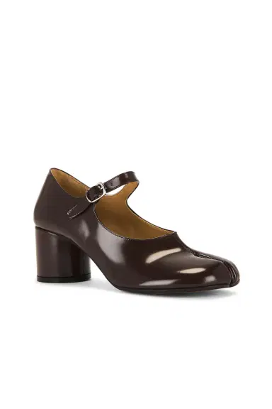 Maison Margiela Tabi Mary Jane Pump | Thumbnail 2 Maison Margiela Tabi Mary Jane Pump | Thumbnail 2