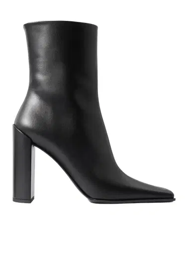 Alaïa Leather Ankle Boots | Thumbnail 1 Alaïa Leather Ankle Boots | Thumbnail 1