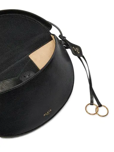 Alaïa Women's East West Leather Shoulder Bag - Noir | Thumbnail 5 Alaïa Women's East West Leather Shoulder Bag - Noir | Thumbnail 5
