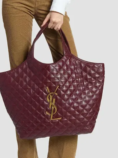 Saint Laurent Women's Icare Maxi Shopping Bag In Quilted Lambskin | Thumbnail 2 Saint Laurent Women's Icare Maxi Shopping Bag In Quilted Lambskin | Thumbnail 2