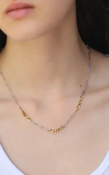 Milamore 18K Yellow and White Gold Classic Duo Chain VIIl - White - OS - Only At Moda Operandi | Thumbnail 5 Milamore 18K Yellow and White Gold Classic Duo Chain VIIl - White - OS - Only At Moda Operandi | Thumbnail 5