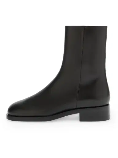 aeyde Women's Vincent 25MM Leather Ankle Boots - Black | Thumbnail 1 aeyde Women's Vincent 25MM Leather Ankle Boots - Black | Thumbnail 1