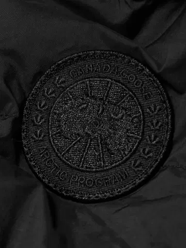 Canada Goose Crofton Logo-Appliquéd Quilted Enduraluxe® Down Jacket - Men | Thumbnail 6 Canada Goose Crofton Logo-Appliquéd Quilted Enduraluxe® Down Jacket - Men | Thumbnail 6