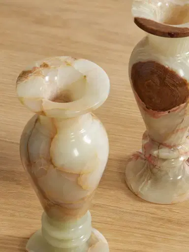 JIA JIA HOME Set Of Two Onyx Vases | Thumbnail 3 JIA JIA HOME Set Of Two Onyx Vases | Thumbnail 3