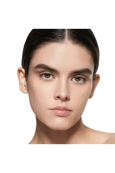 Victoria Beckham Beauty The Foundation Drops With TFC8 | Thumbnail 2 Victoria Beckham Beauty The Foundation Drops With TFC8 | Thumbnail 2