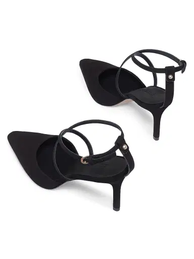 Bernardo 1946 Women's Yazmin Pumps - Black | Thumbnail 5 Bernardo 1946 Women's Yazmin Pumps - Black | Thumbnail 5