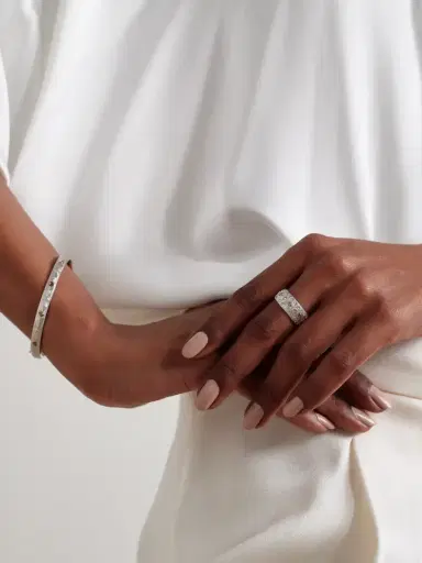 De Beers London Talisman Large 18-karat White Gold Diamond Ring | Thumbnail 4 De Beers London Talisman Large 18-karat White Gold Diamond Ring | Thumbnail 4