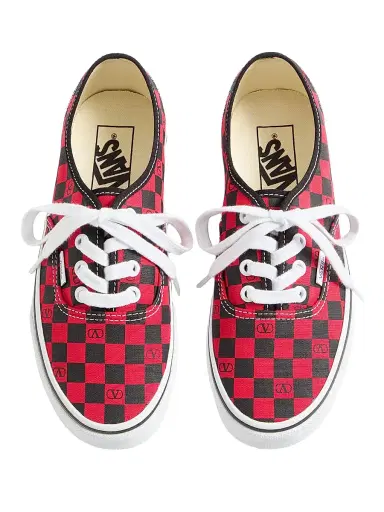 Valentino Garavani and Vans Women's Low-Top Sneakers - Rouge Pur Black | Thumbnail 3 Valentino Garavani and Vans Women's Low-Top Sneakers - Rouge Pur Black | Thumbnail 3