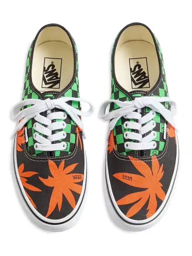 Valentino Garavani and Vans Men's Low-Top Sneakers | Thumbnail 4 Valentino Garavani and Vans Men's Low-Top Sneakers | Thumbnail 4
