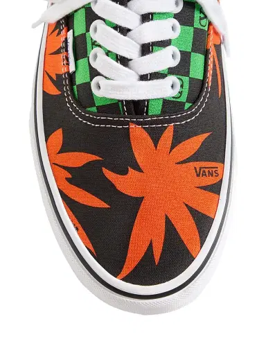 Valentino Garavani and Vans Men's Low-Top Sneakers | Thumbnail 5 Valentino Garavani and Vans Men's Low-Top Sneakers | Thumbnail 5