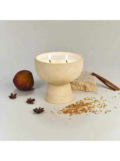 Blueme Calm Osmanthus & Sandalwood Scented Candle Giant | Thumbnail 5 Blueme Calm Osmanthus & Sandalwood Scented Candle Giant | Thumbnail 5