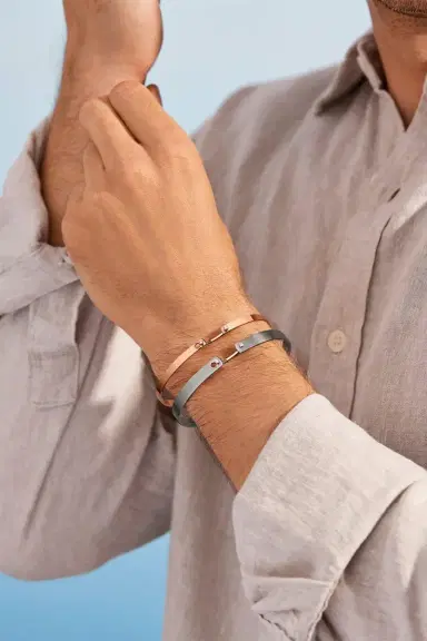 NOUVEL HERITAGE Monday Morning Mood Bangle Bracelet - Rose Gold | Thumbnail 3 NOUVEL HERITAGE Monday Morning Mood Bangle Bracelet - Rose Gold | Thumbnail 3