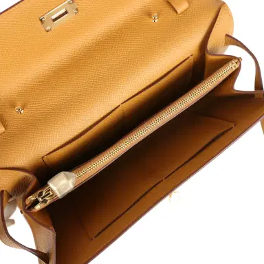 HERMÈS Hermes Kelly Wallet To Go Sesame Epsom Gold Hardware | Thumbnail 8 HERMÈS Hermes Kelly Wallet To Go Sesame Epsom Gold Hardware | Thumbnail 8