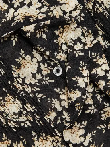 DÔEN Women's Henri Floral Ruffle Top - Noir Rosier Floral | Thumbnail 7 DÔEN Women's Henri Floral Ruffle Top - Noir Rosier Floral | Thumbnail 7